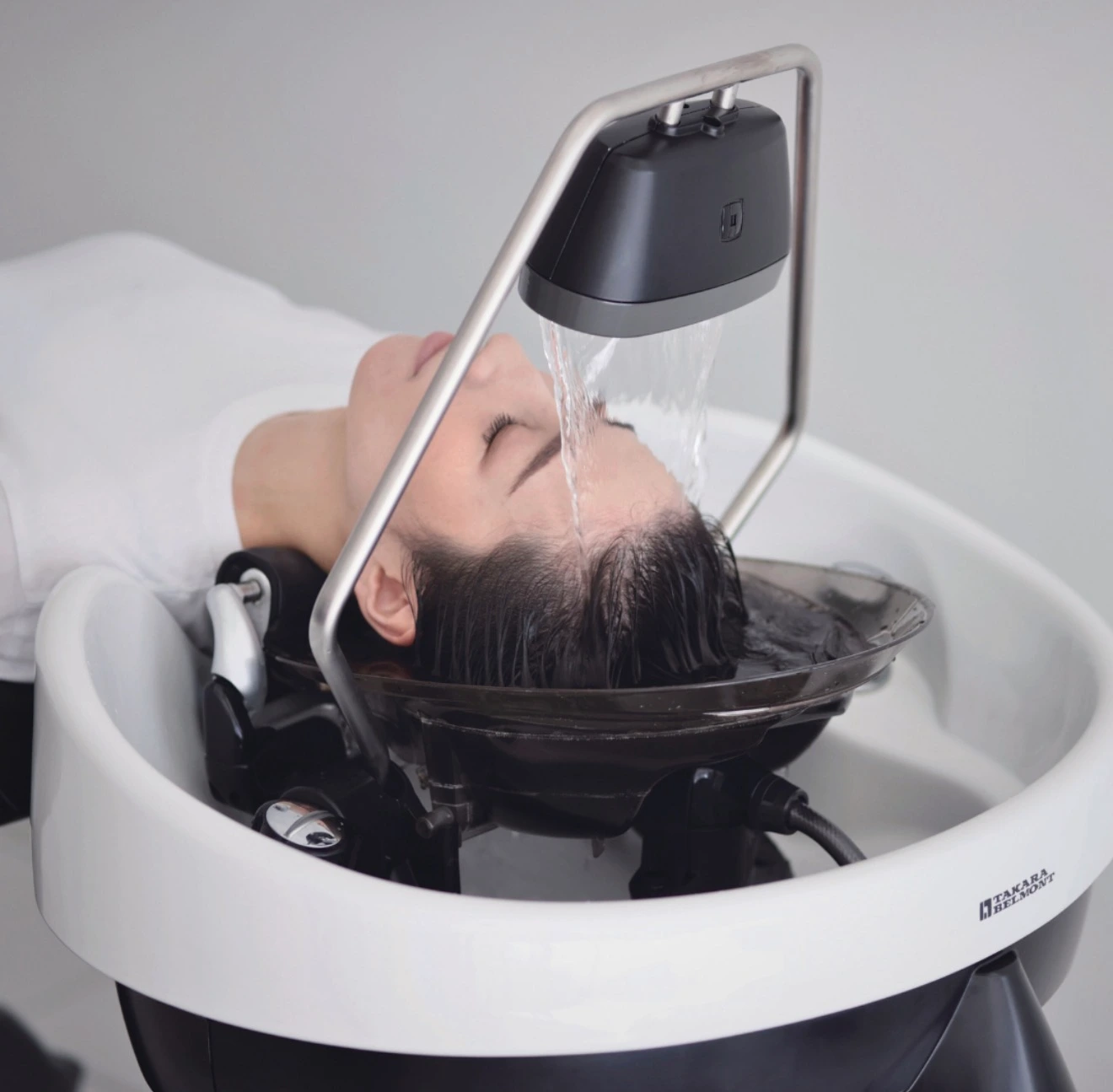 Wasserzeremonie mit dem YUME Headbath